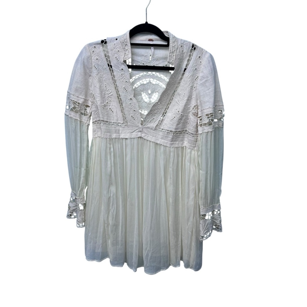 Free People Flowey Long Sleeve Lace Detail Tunic Pull Over Top Size 4